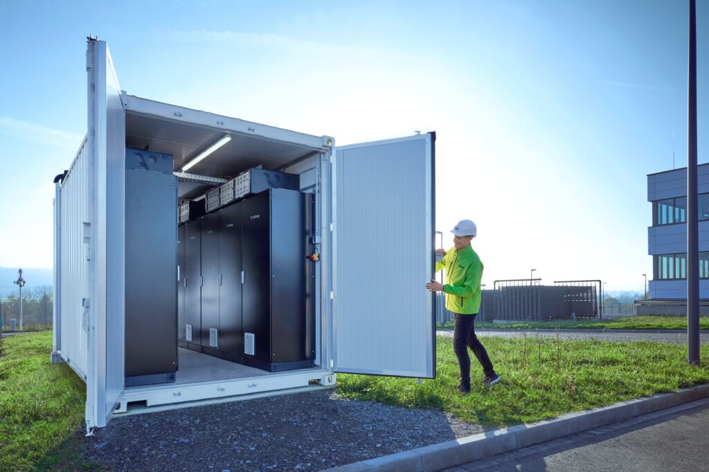 Battery storage system in the DC grid of the Phoenix Contact All Electric Society Factory