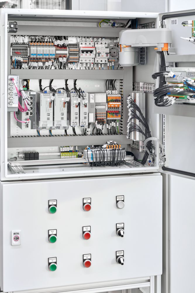 Phoenix Contact offers efficient solutions for time-consuming industrial identification.